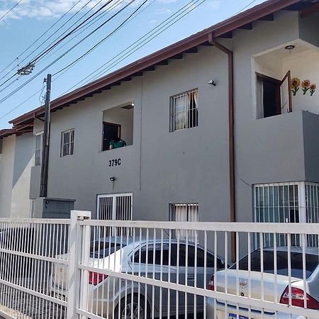 Apartamento Ubatuba - Praia Grande - 200M Da Praia מראה חיצוני תמונה
